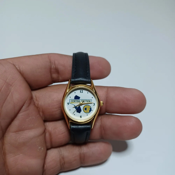 Ladies Quartz Watch Central Section CiF Dial Gold Tone Working New Battery may s - Picture 1 of 6